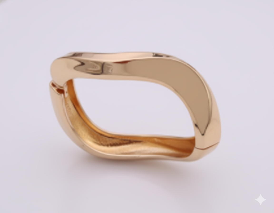 Sculpted Curve Gold Bracelet