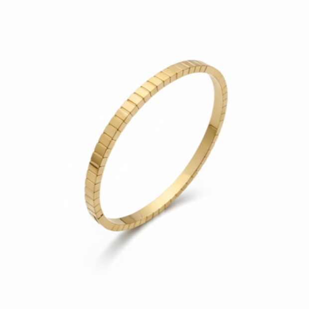 Minimalist Gold Textured Bracelet