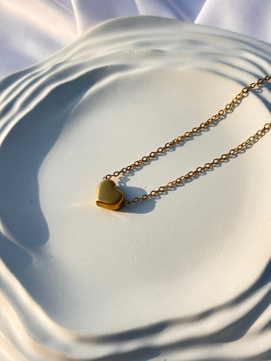 Small  Heart Pendant Gold Chain Necklace
